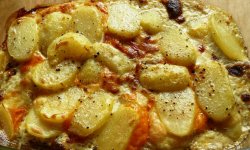 Запеченная картошка с сыром и чесноком