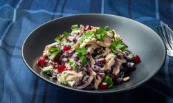 Грузинский салат с фасолью и курицей, пошаговый рецепт с фото от автора Мария Егорова на 420 ккал