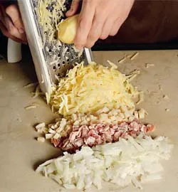 Драники с ветчиной и сыром, пошаговый рецепт с фото