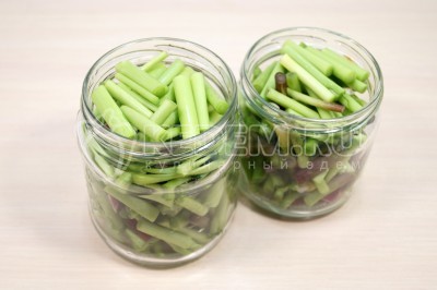 Зимний маринованный дикий чеснок