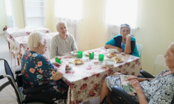 Дом престарелых «Оазис Спокойствия»: Уют и Забота для Ваших Близких
