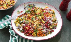 Салат с гранатом, кукурузой и зеленью, пошаговый рецепт с фото на 331 ккал